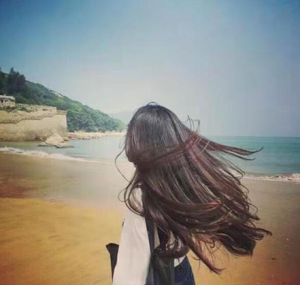 《山海情》后热依扎爆红，遭遇网暴、抑郁的她经历了些什么