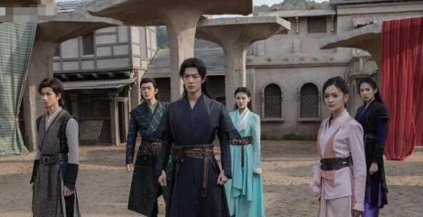 庆余年电视剧女扮男装战豆豆，换回的女装差距明显，你认得了吗？