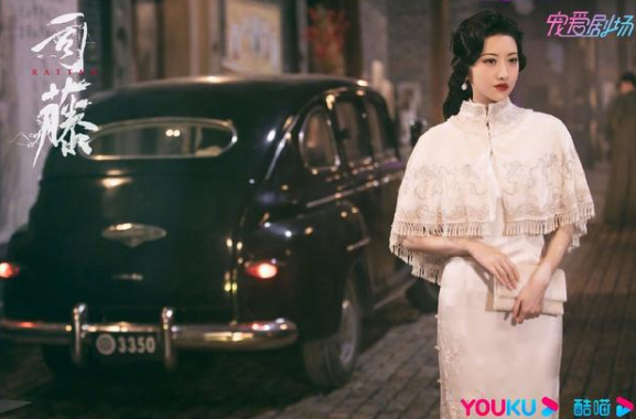 司藤：造型绝美的景甜，终于摆脱了八卦热搜