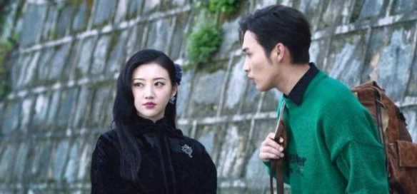 《司藤》剧组聚会，买单的事都是交给景甜，理由让大家笑了