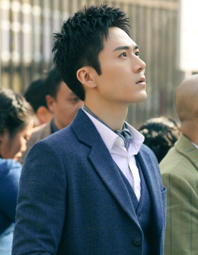 《恨君不似江楼月》剧情扑朔迷离  茅子俊为破悬案上演卧底风云