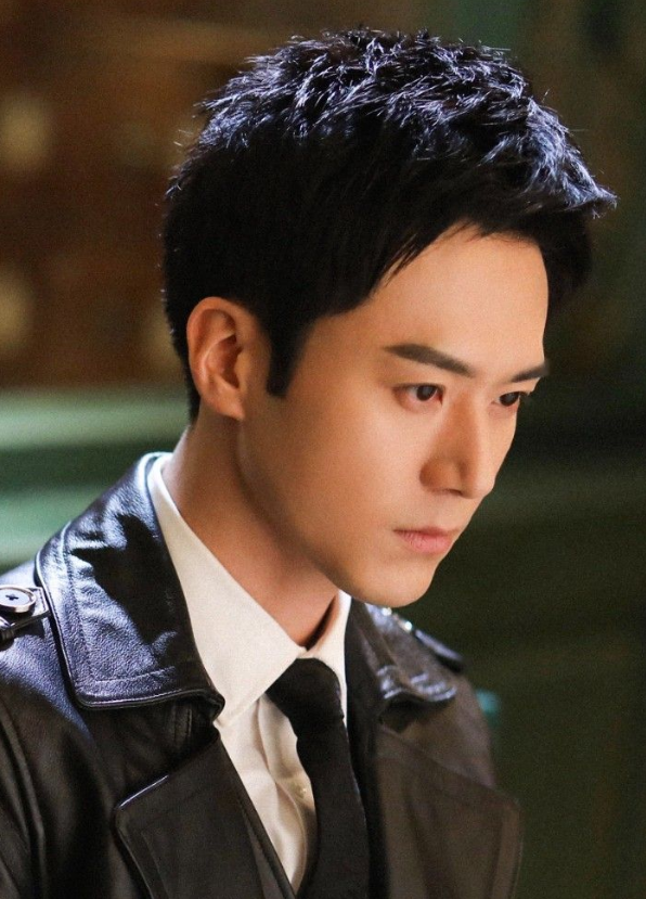 《恨君不似江楼月》剧情扑朔迷离  茅子俊为破悬案上演卧底风云