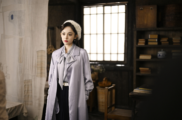 娜扎新剧《十二谭》很甜很虐很上头，称坦然接受所有评价