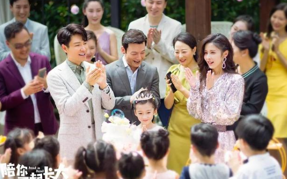 育儿的四种苦与难，都被电视剧《陪你一起长大》说全了