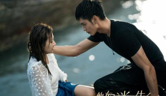 《他在逆光中告白》：既下饭又上头，这么撩的男主真是少见