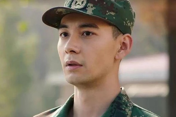 《号手就位》开播即入伍，人物形象鲜活，剧情节奏紧凑不拖沓