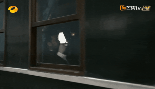 电视剧《理想照耀中国》：一个长镜头打脸苏芒关于“内卷”的说法