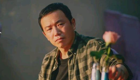 电视剧《生活家》热播，邱泽是一如既往的帅，演技令人上头