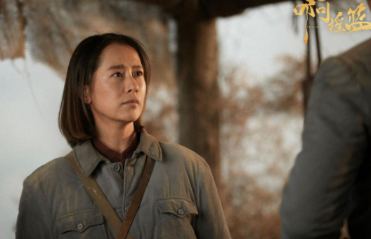 《啊摇篮》讲述无情战争中的片刻温情，光影造梦与真实记录交错