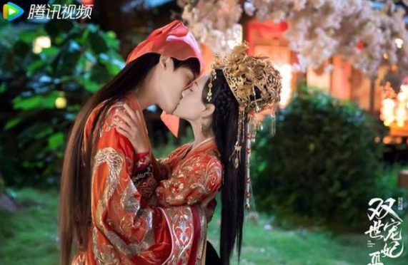 《双世宠妃3》开播，原班人马回归，“坦诚”夫妇合体再撒糖