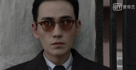 《叛逆者》热播：节奏明快剧情烧脑，全员角色智商在线