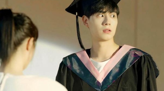 《青春须早为》看到后面越来越不对劲，盘点白富美女主角的7大“罪行”