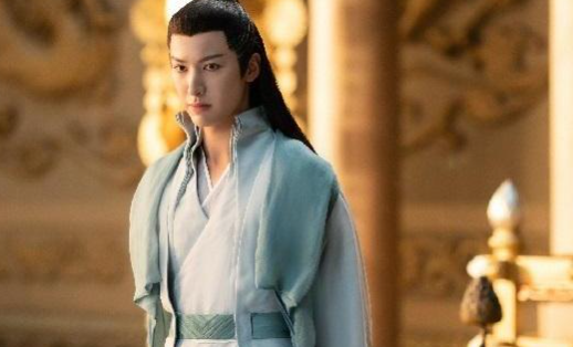 《千古玦尘》芜浣处处针对上古，幸好上古的后盾够强大