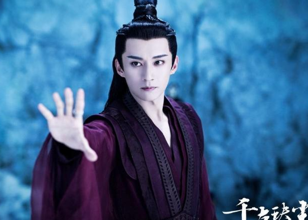 《千古玦尘》天帝暮光虽不算好人，但也不是纯粹的坏人