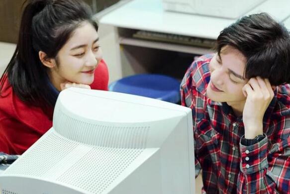 《上游》小说男女主有没有在一起？剧版和小说有什么不同？