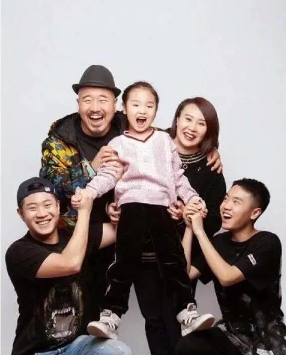 《乡村爱情》中“刘能”被换角 王小利让赵本山下不来台，失去角色