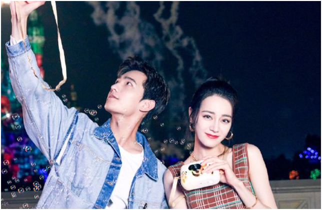 《你是我的荣耀》隐藏5个细节,乔晶晶于途结婚后回家,都有伏笔