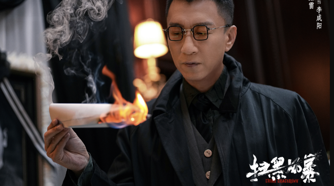 《扫黑风暴》孙红雷被吐槽演技差,总是傻笑,观众劝他少上综艺