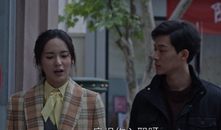 《乔家的儿女》原著：乔二强差点做冤大头，离婚后和她终成眷属由白宇、毛晓彤、宋祖儿、张晚意、刘钧等人主演的《乔家的儿女》正在热播中，随着时代的发展乔家一家六口都有了很大的改动。在最新预告中，乔一成和叶小朗分家了，乔二强则和孙小茉领证成婚，乔三丽也和王一丁领证成婚了，乔四美还在追逐爱情，最小的乔七七都早恋了。五个孩子都在爱情上有了新发展，乔祖望却是过得一年不如一年，不过他也是作茧自缚了。    ​  　　《乔家的儿女》作为一部家庭剧，其实整体来说温情的当地都在前期，后期乔家的每一个孩子都遇到了很多波折，不管是