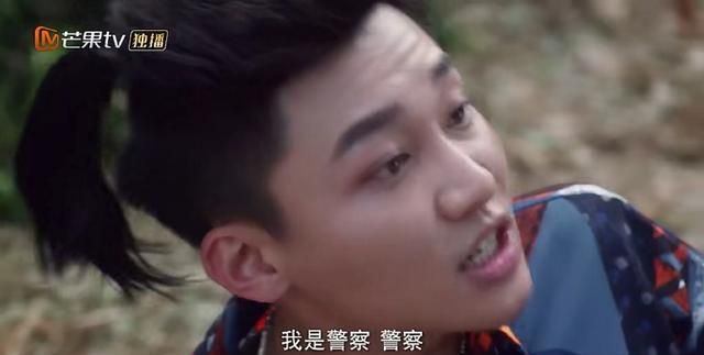 双面神探：不止是喜剧，还是动作大片 