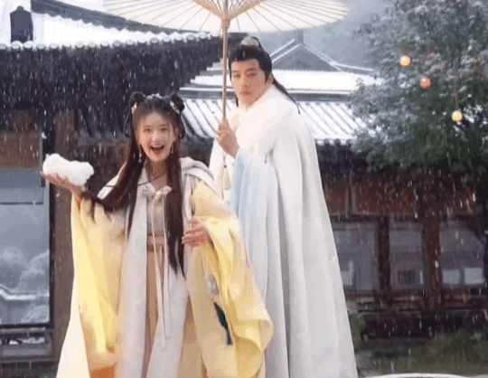 偶像剧也得讲逻辑！赵露思《国子监来了个女弟子》一片差评，崩得一点都不冤