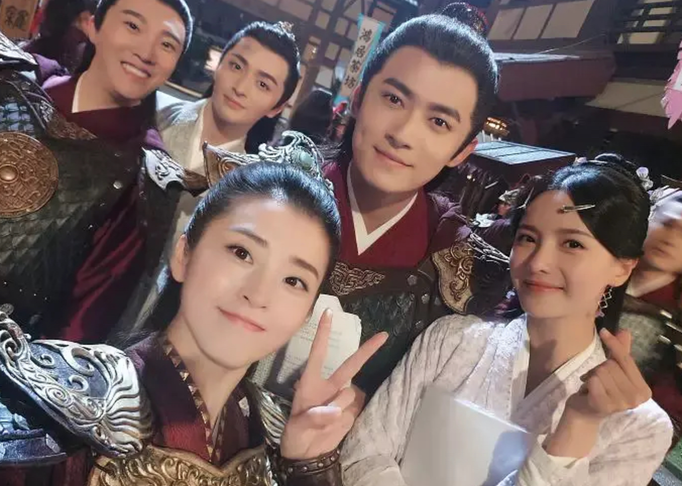 合作过任嘉伦赵丽颖，她在皎若云间月中饰演的女将军悲情又可恨 