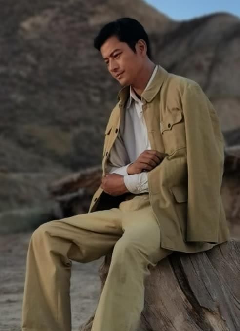 《火红年华》的主要人物不多，可个个都个性鲜明