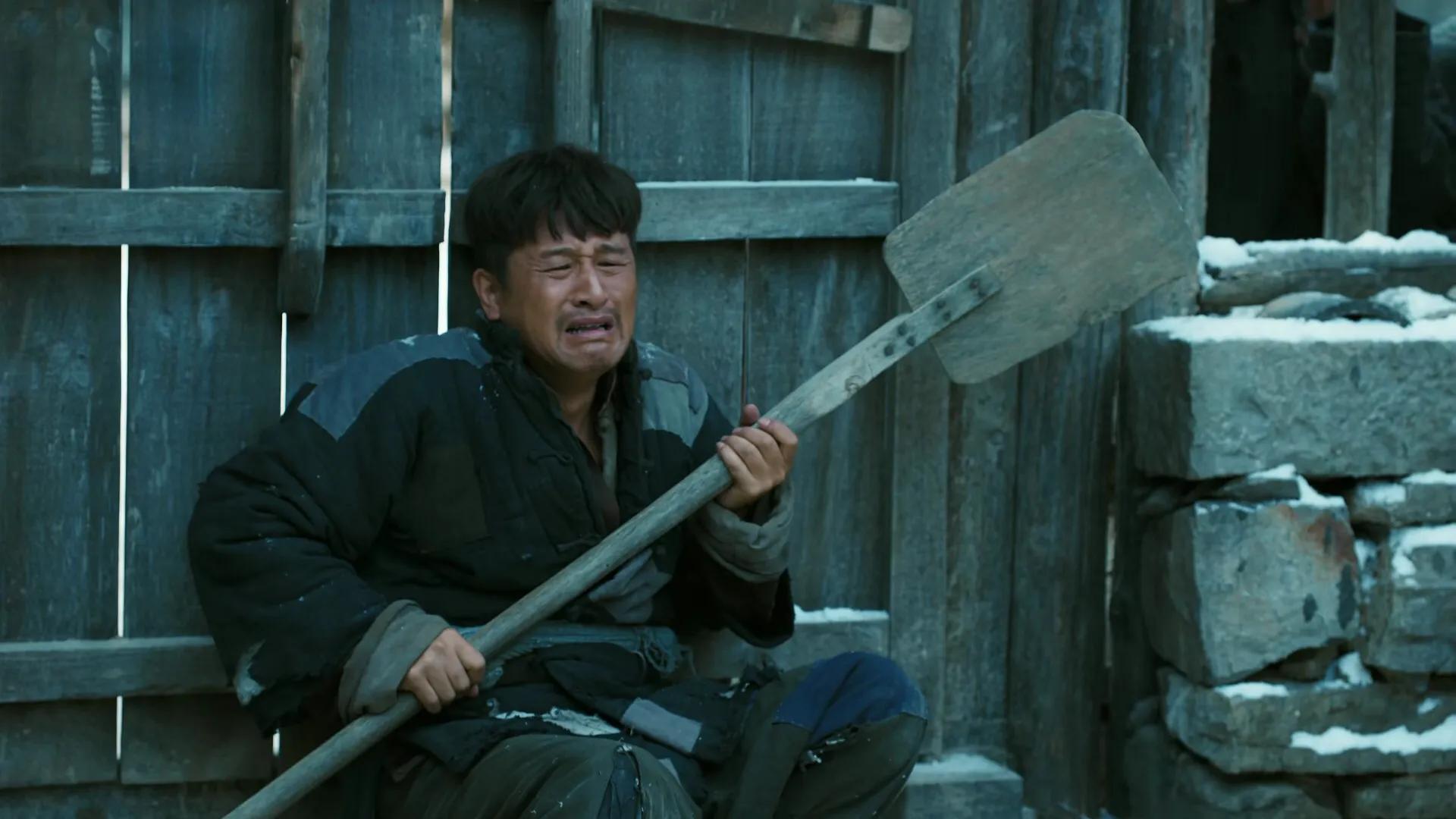 《功勋》火爆全网，周迅演技获角色本人认可，导演自称是助导 