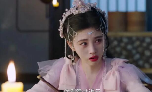 《嘉南传》用假马做道具，干活时打扮精致，比赛内容潦草