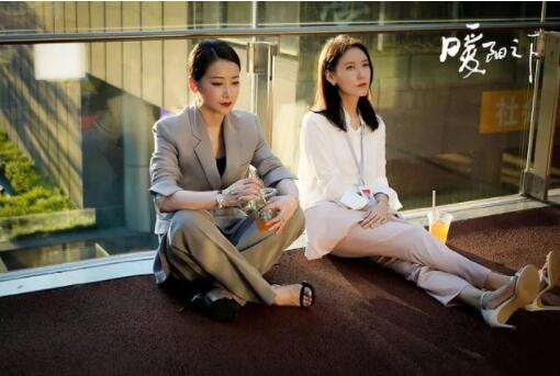 《暖阳之下》正在热播，高露又将拍一新剧