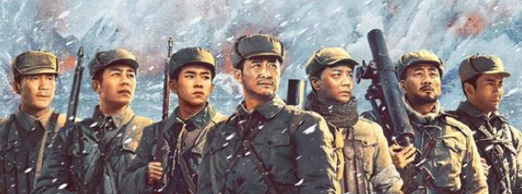 《长津湖》被这部大片挤下了冠军宝座。