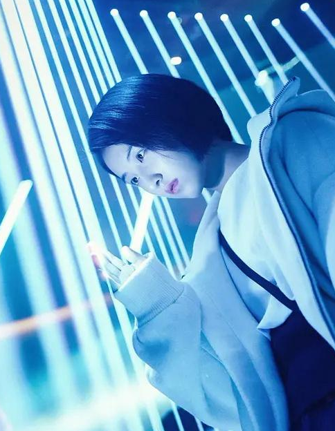 《盛夏未来》延伸档期，那么影片放映的密钥也需求重新制作。