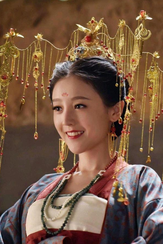 《灵魂摆渡·黄泉》只要我们世界所有人多一点善良，那么这个社会绝不会成为那个枯竭的黄泉。