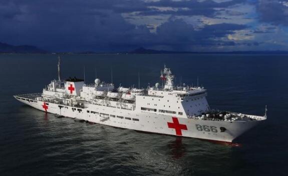 来自中国的“和平方舟”， 成为茫茫大海上的生命之舟。