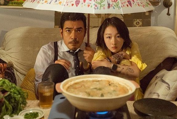 《喜欢你》首映嘉宾齐呼看饿了