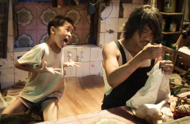 《长江七号》表现了社会调和，人人有爱