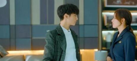 《良言写意》曾被读者公选为“必读的十大言情之一”。