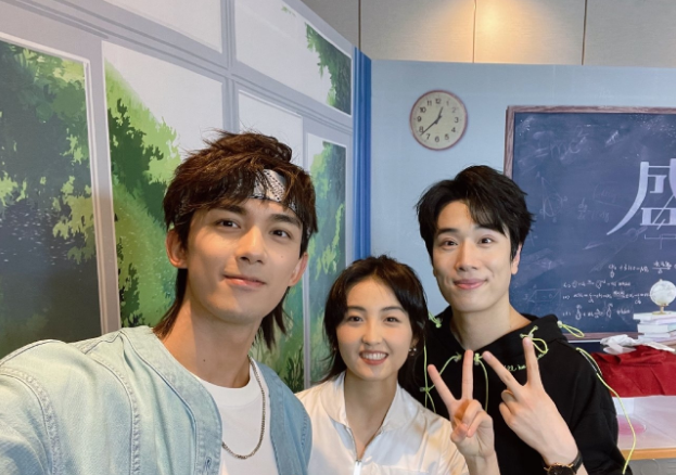 《盛夏未来》怎样可能这么浅薄？