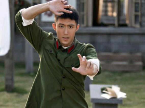 《王牌部队》随着剧情发展，争议不断。