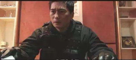 《爱情神话》有一位配角也善莫大焉——TA就是“上海话”