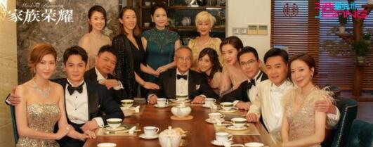 《家族荣耀》女主发现丈夫出轨，小三直接主动告知自己已经存在多年