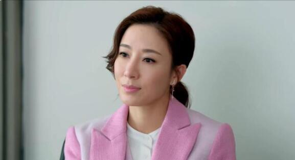 《家族荣耀》马展鸿一直以来也不过是辅佐马氏三兄弟的一枚棋子