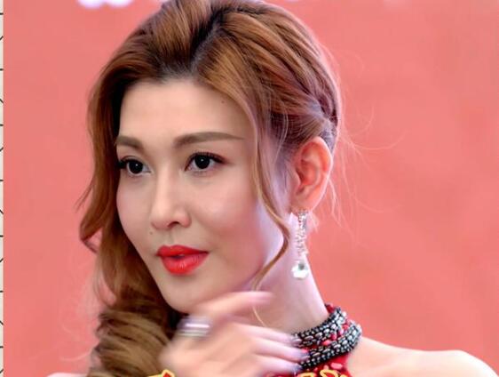 《家族荣耀》正在热播，剧情一集比一集更紧张刺激