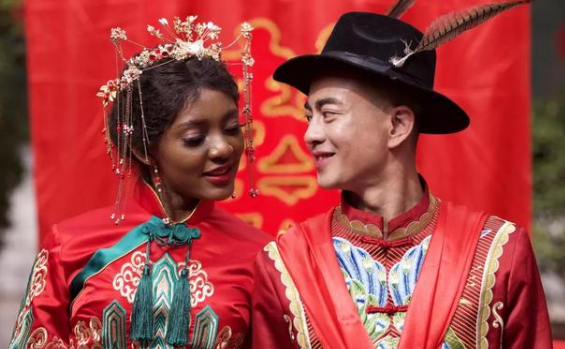 《村里来了个洋媳妇》让非洲女性彻底走进了中国家庭生活