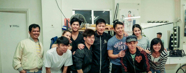 《龙虎武师》是一部动作纪录片