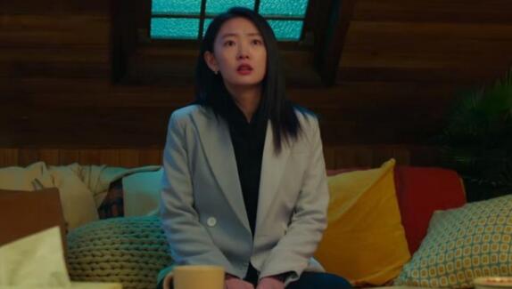 《好想去你的世界爱你》科幻设定强凑，逻辑不通还是硬伤