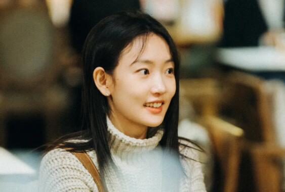 《好想去你的世界爱你》科幻设定强凑，逻辑不通还是硬伤