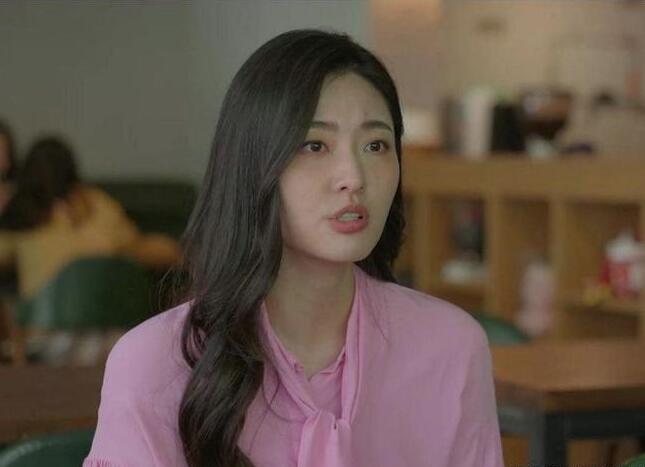 《心居》披上现代都市外套的宫斗戏。