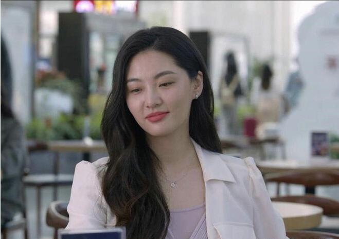 《心居》披上现代都市外套的宫斗戏。