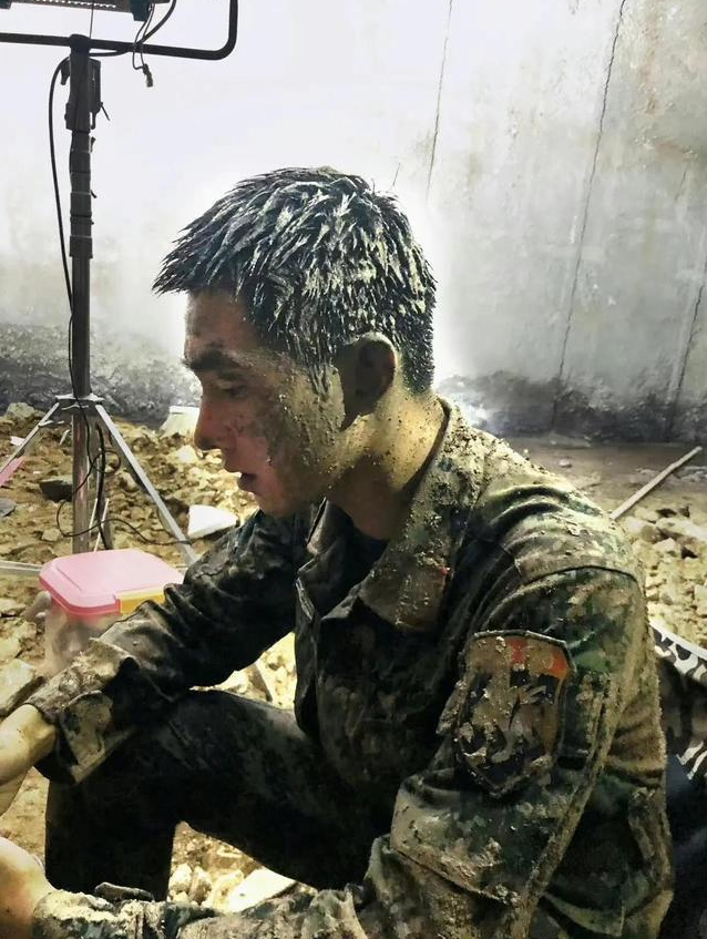 《特战荣耀》开播几天杨洋被批？